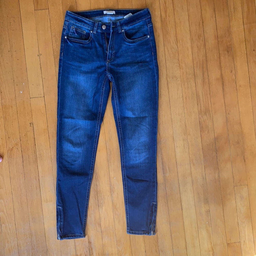 Like new jeans, size 6